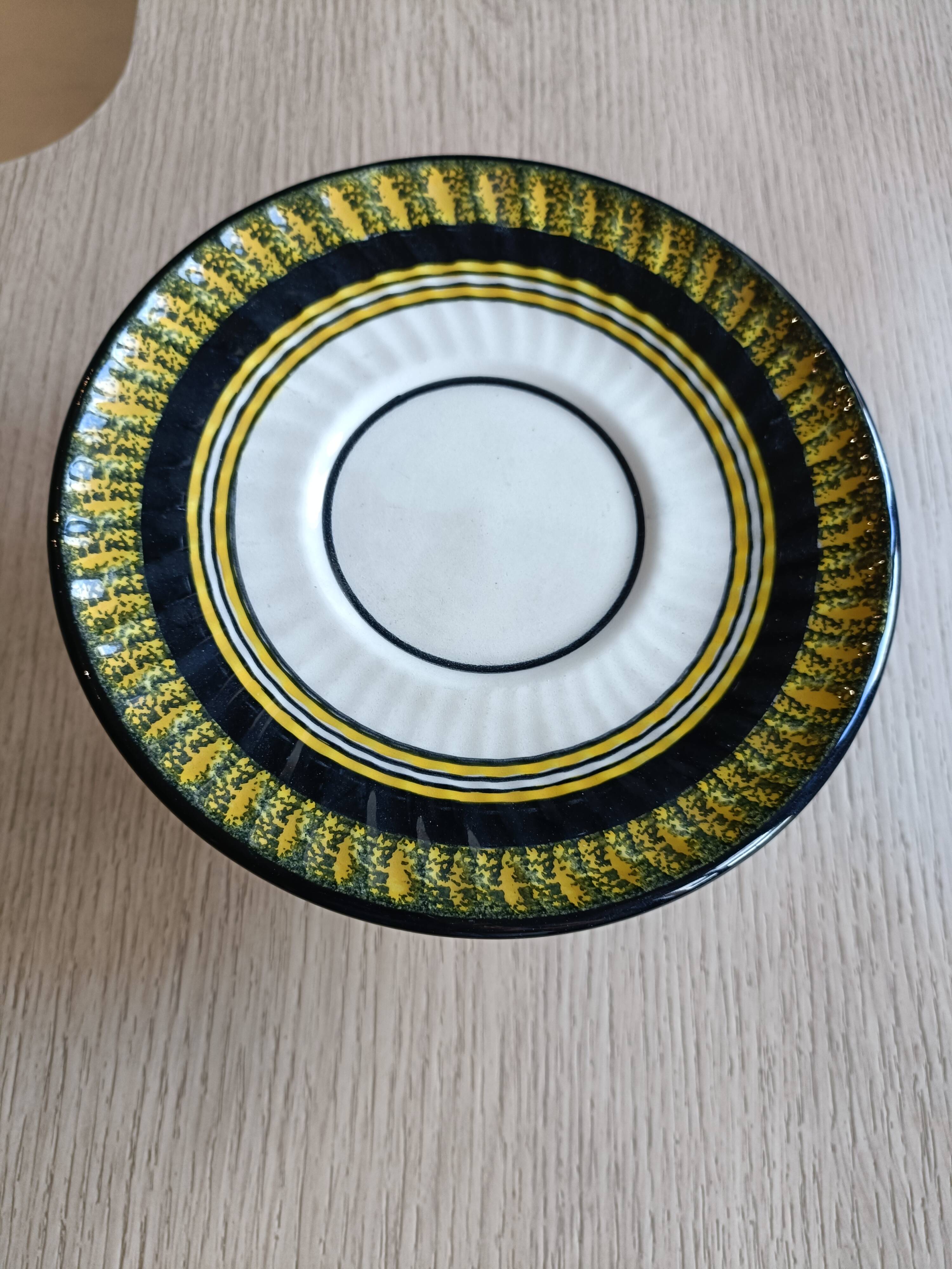 Tasse à thé avec soucoupe Henriot Quimper
