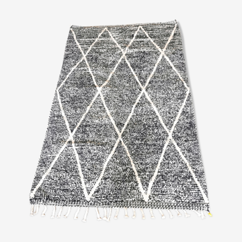 Berber carpet béni ouarain real black and white wool