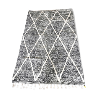 Tapis berbère béni ouarain véritable noir et blanc en laine