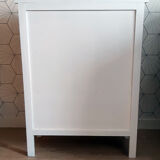 Bibus lacquered white.