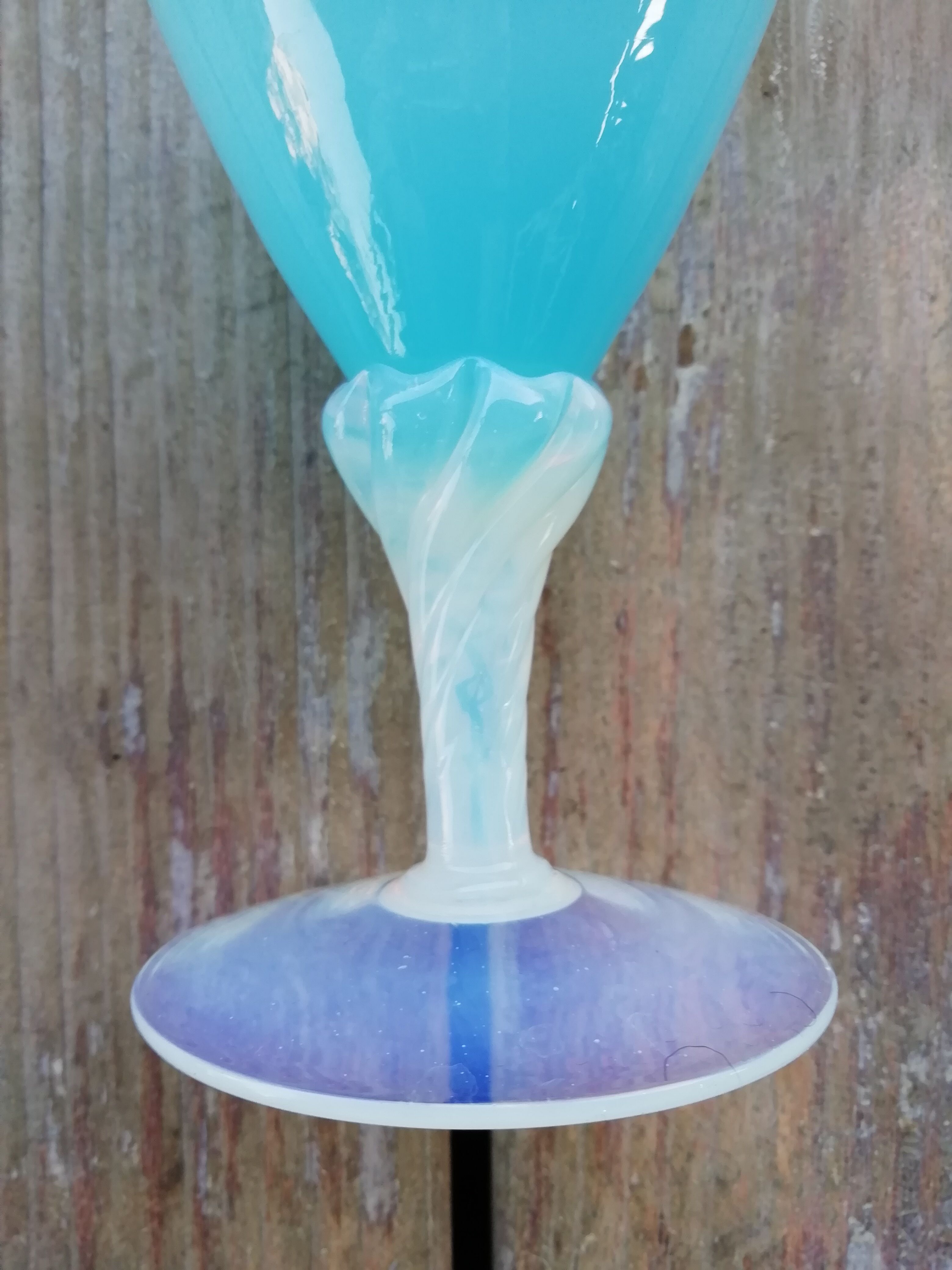 Vase en opaline