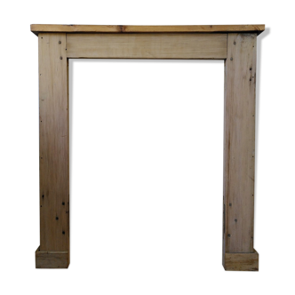 Wood fireplace mantle
