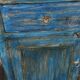 Buffet en bois bleu avec 2 tiroirs et 2 portes