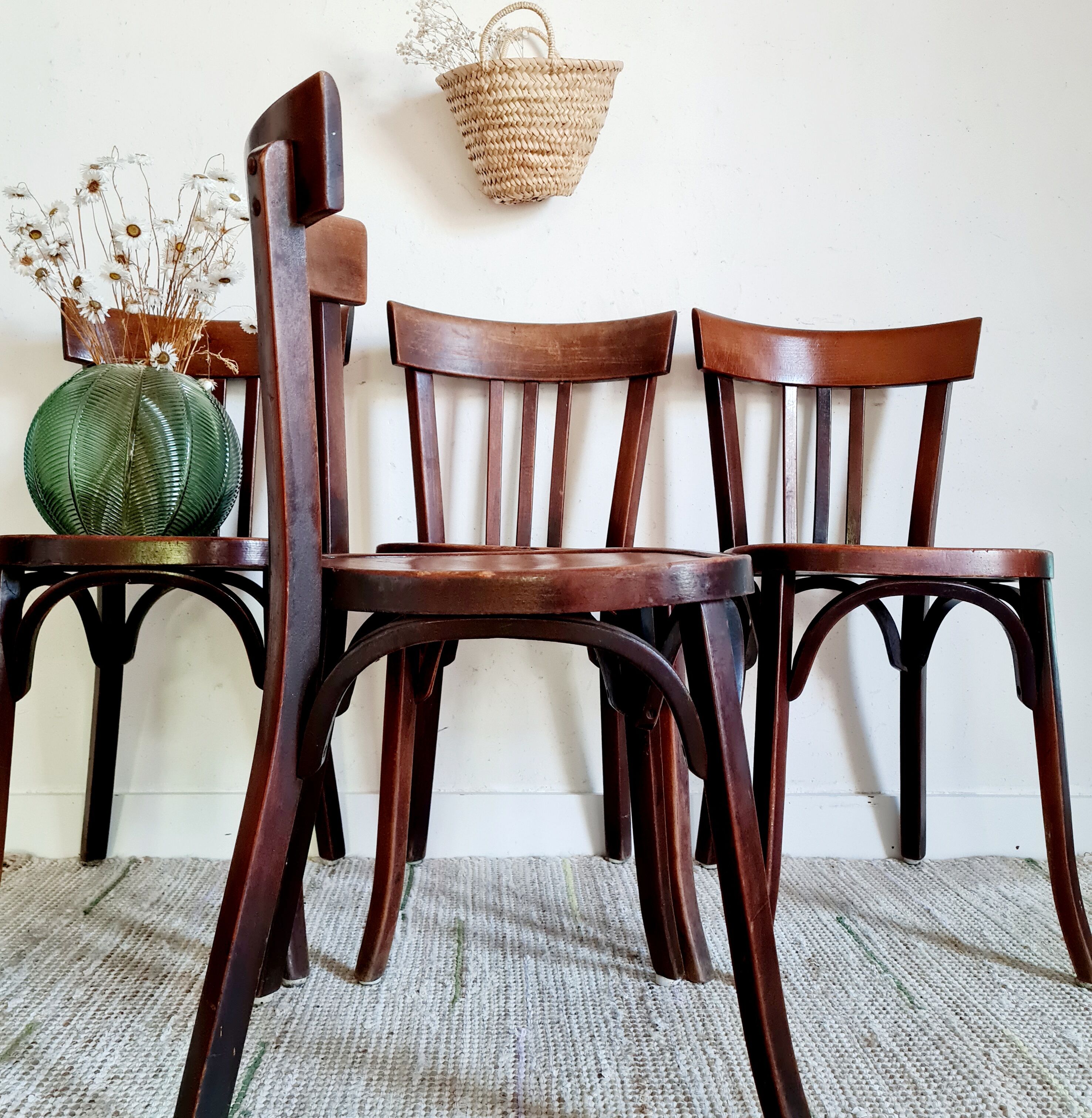 Lot de 6 chaises anciennes de bistrot