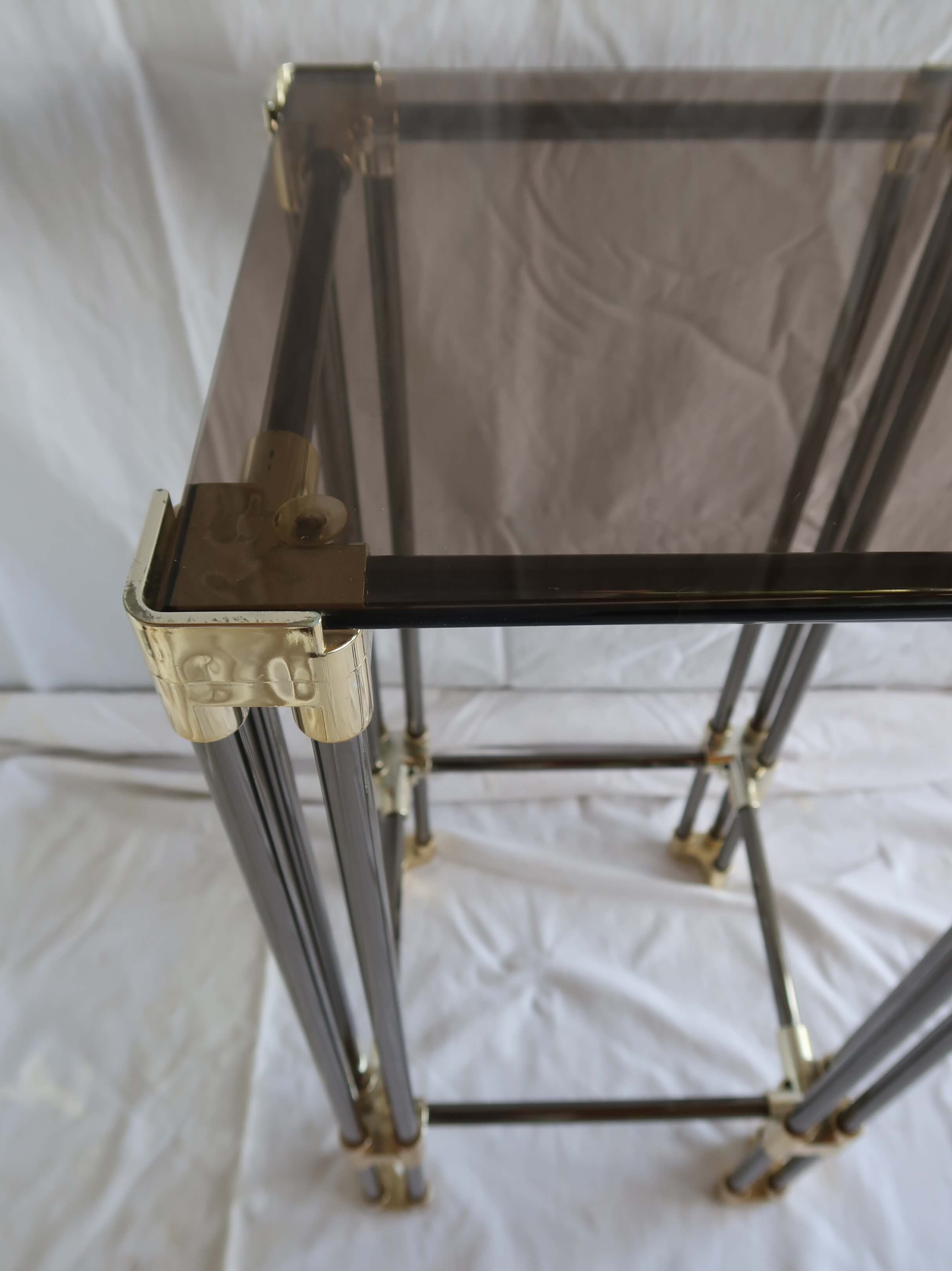Column side table