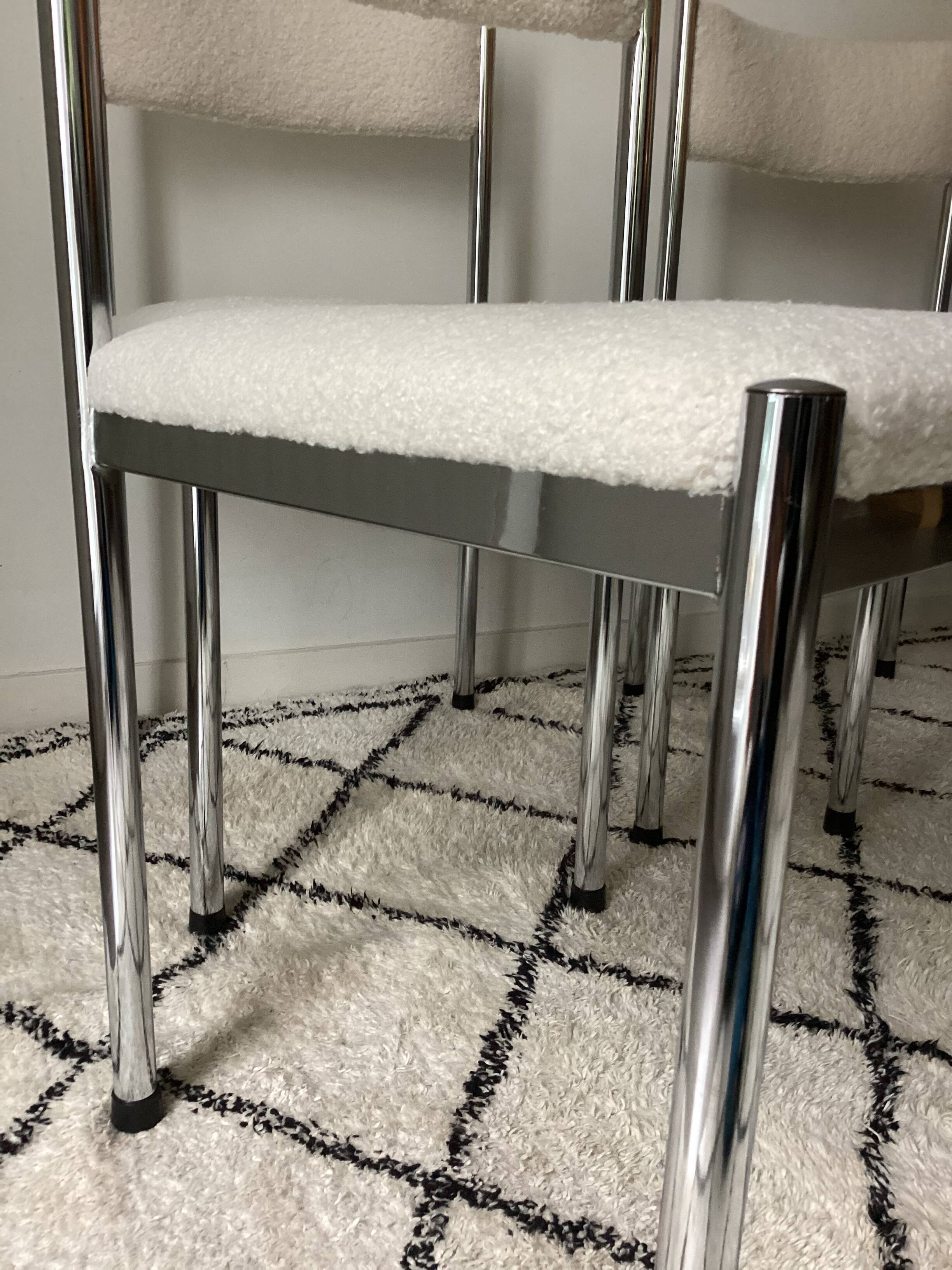 Vintage chairs from the 70s restored with a French terry fabric