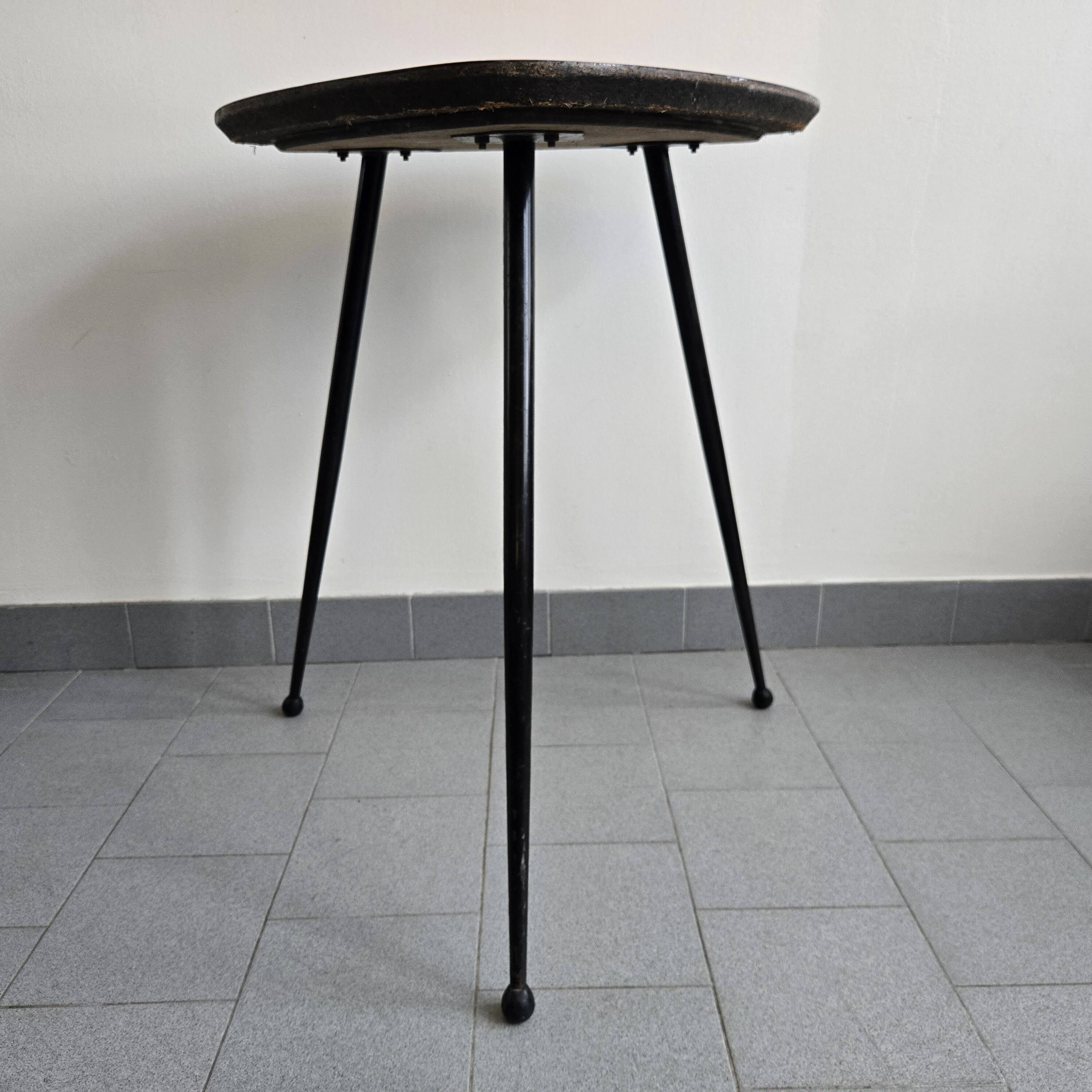 Vintage 1950s bar table