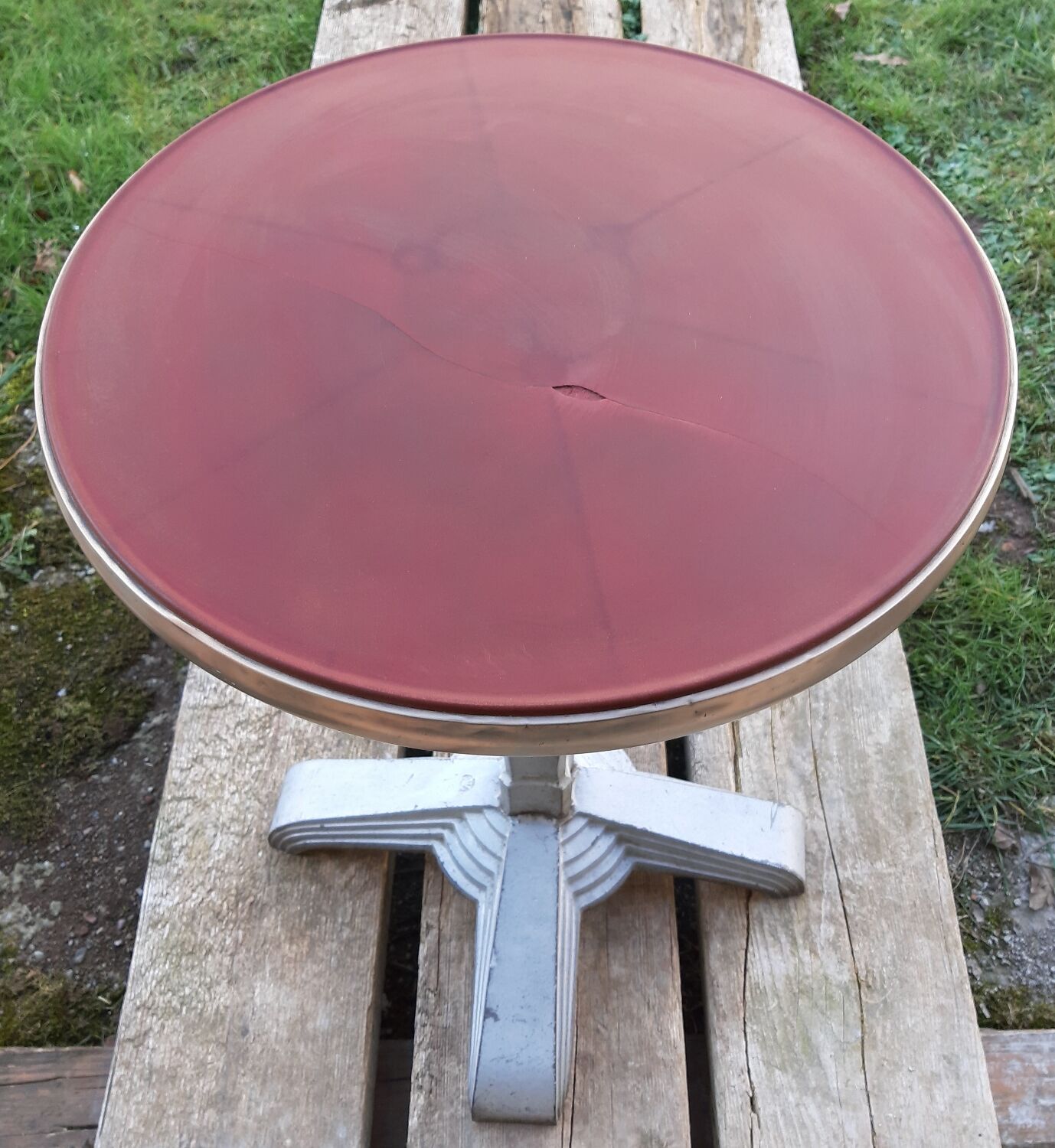 Fischel bistro pedestal table