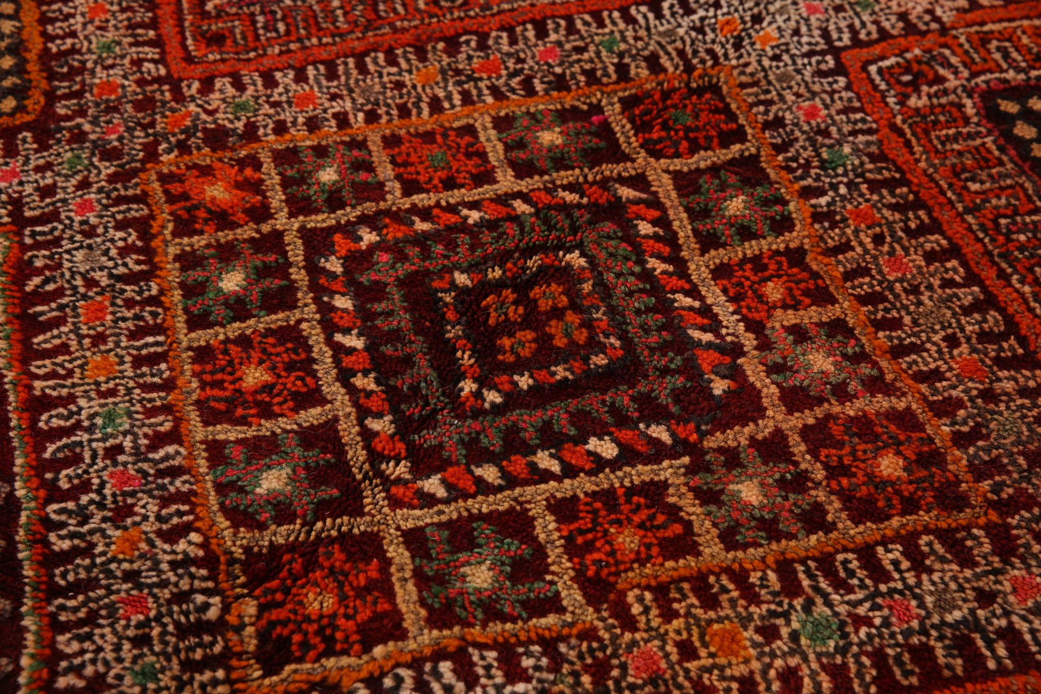 Burgundy Vintage Moroccan Rug 168 x 297 cm, Berber Wool Rug, Handmade Rug