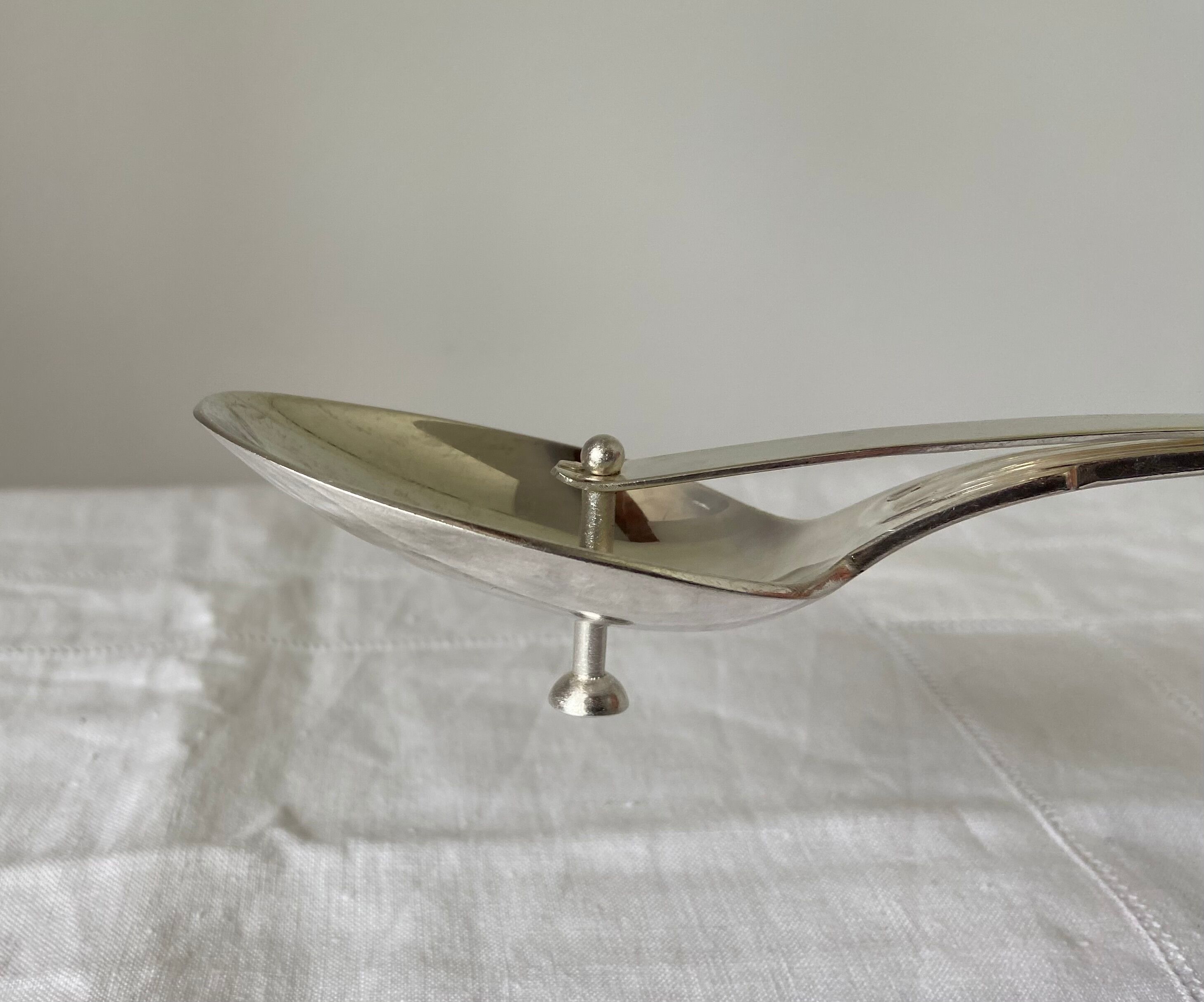 Degreasing sauce spoon