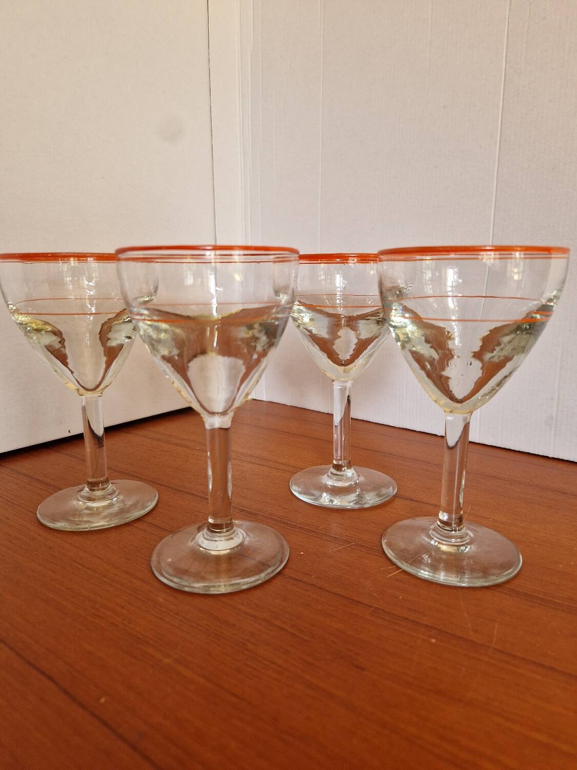 Set of 4 Blown Glass Bistro Glasses with Red Rim