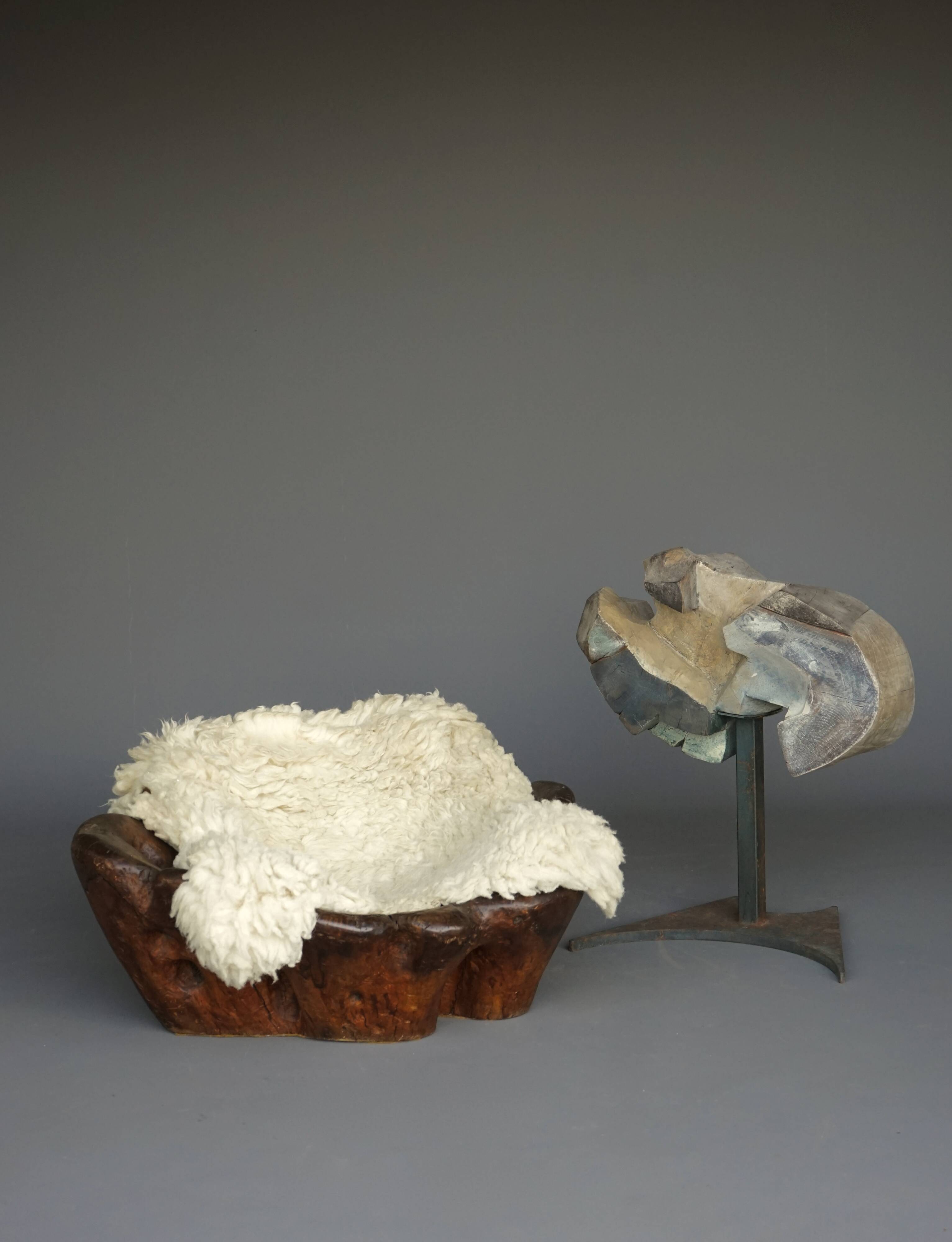 Sculptural Burl wood Low Lounge Chair. 1970s