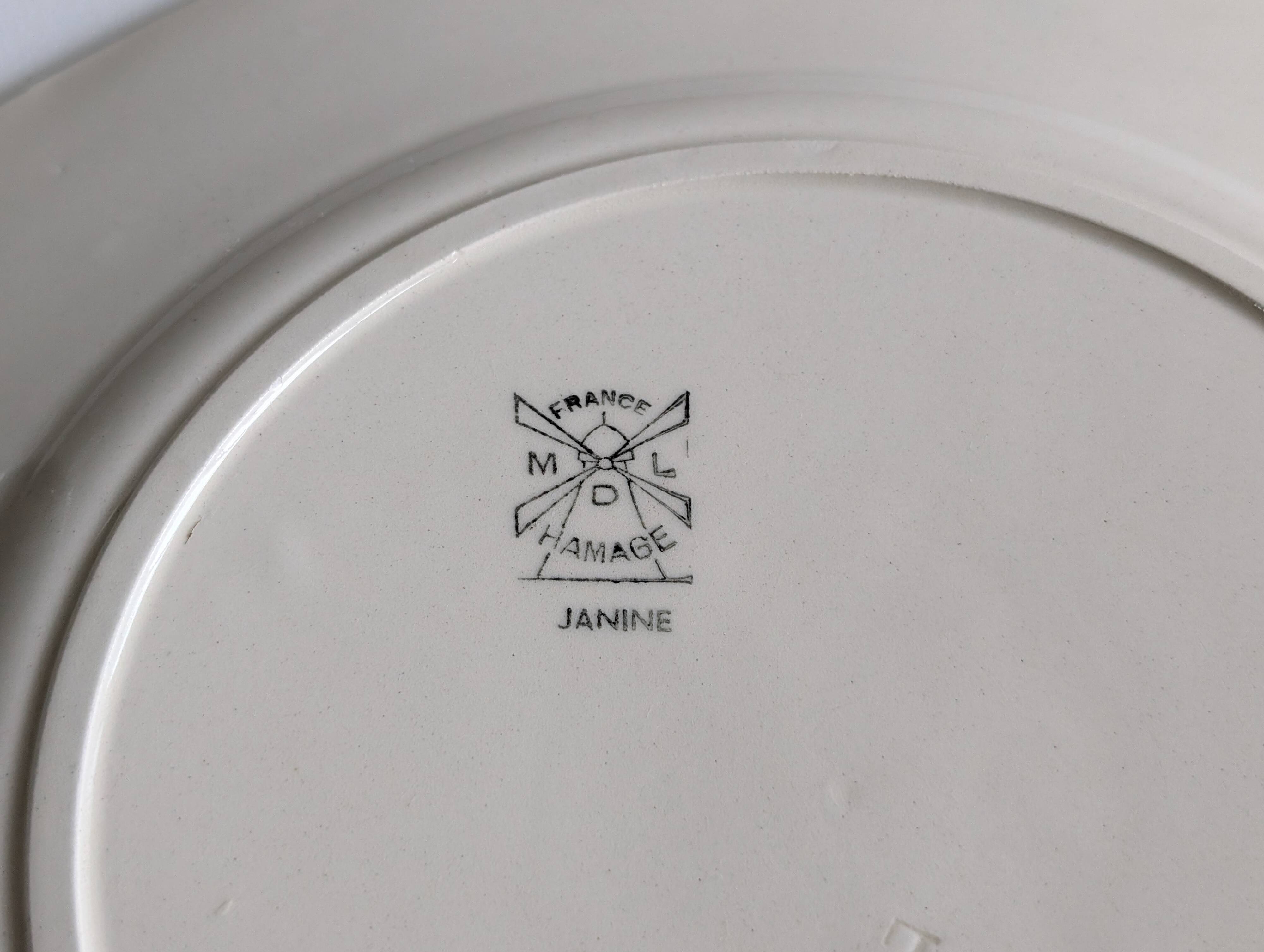 Moulin des Loups plates model "Janine"