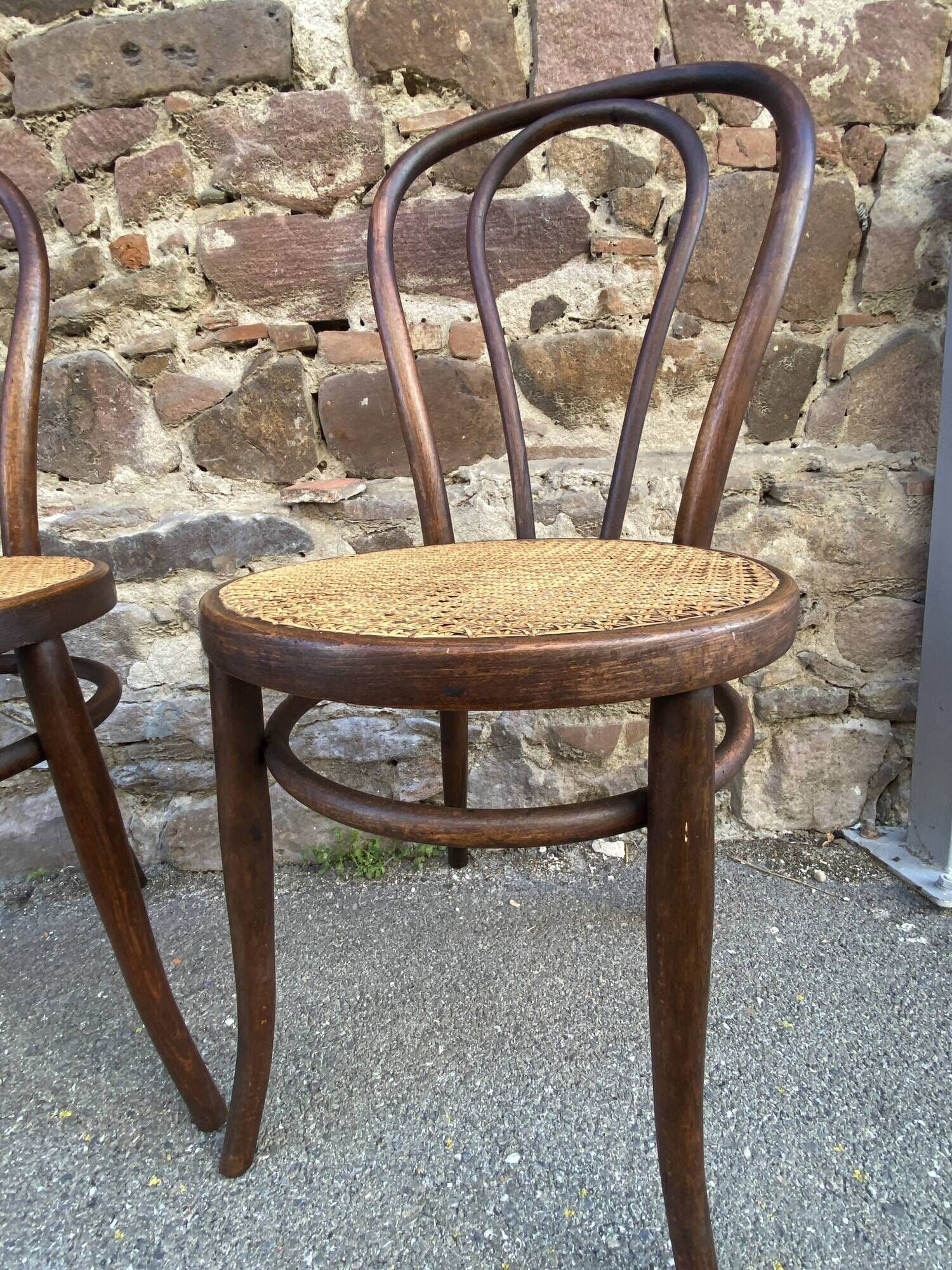 pair of Fischel Thonet Nr 18 curved wood bistro chairs
