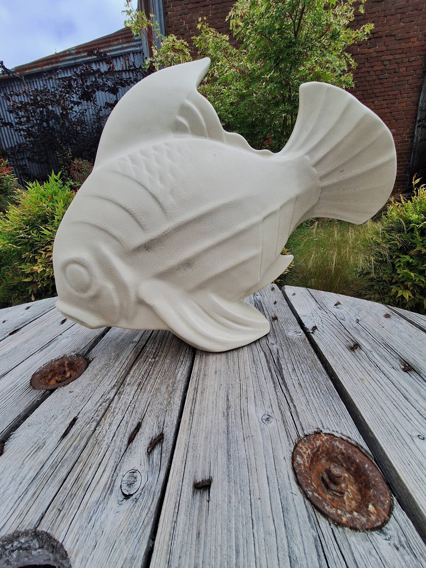 Poisson en céramique Art déco signé Lejan