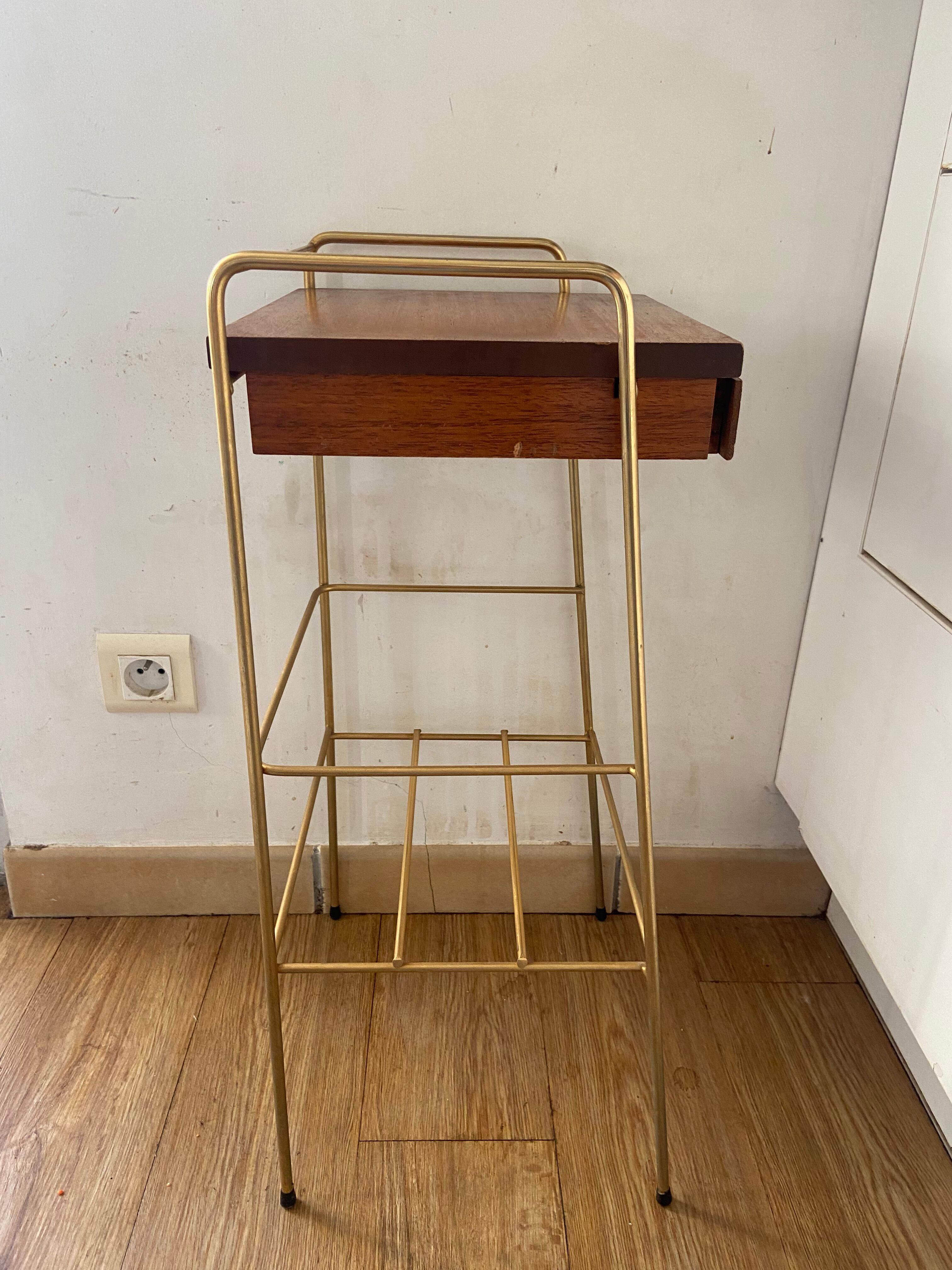 Vintage side table/bedside table