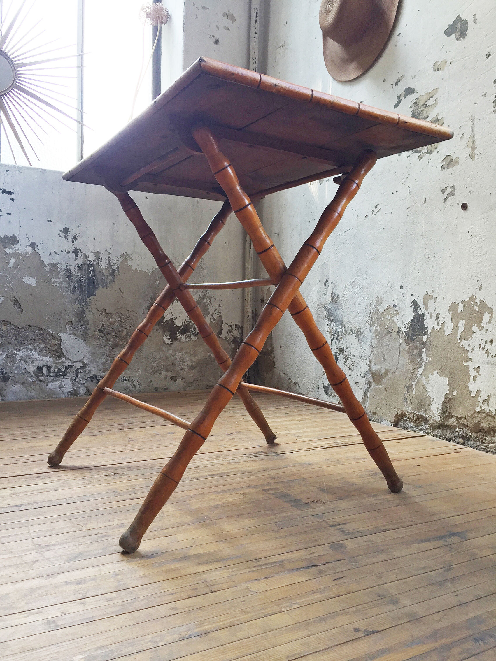 Bamboo imitation folding table