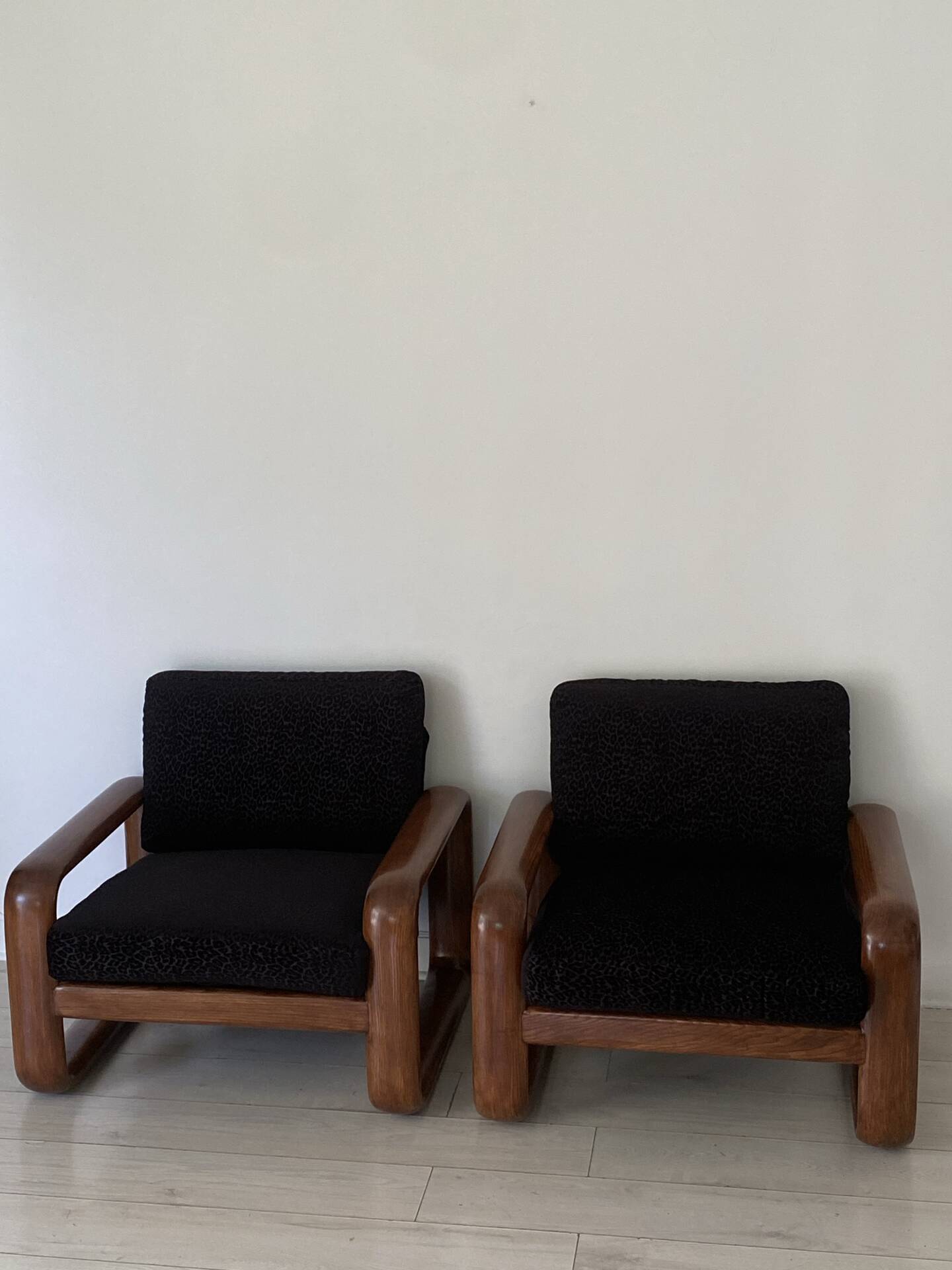 Set of 2 "Hombre" armchairs by Burkhard Vogtherr