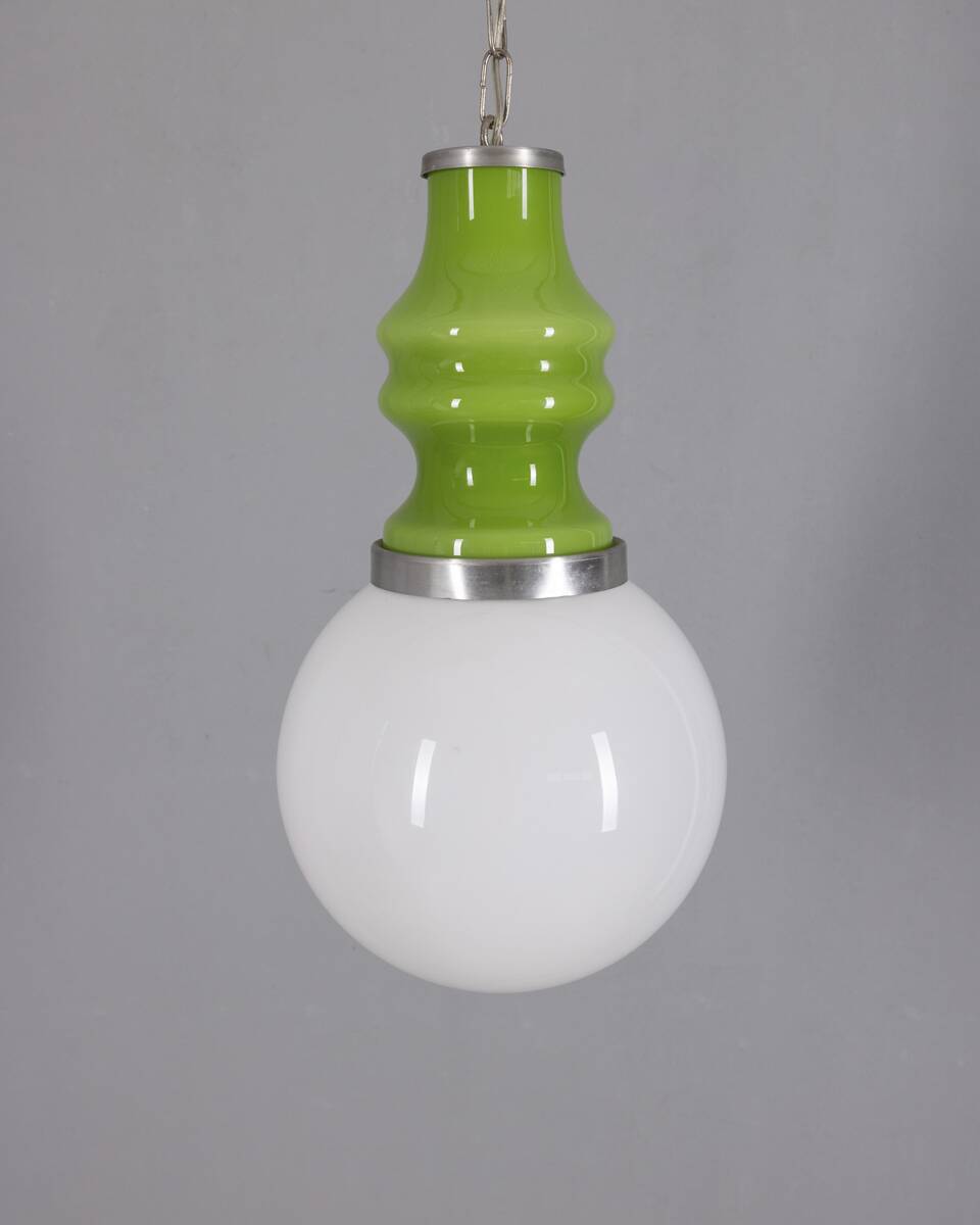 Chandelier en verre vert vintage des années 1970 avec un design d'ère spatiale