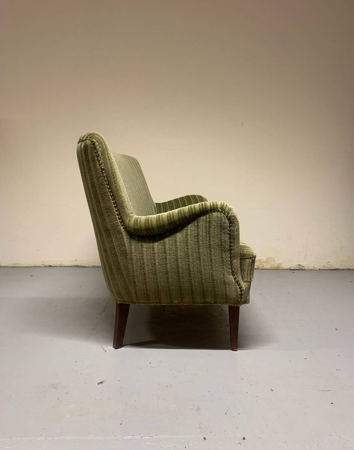 Danish 2seater sofa by Peter Hvidt 50s