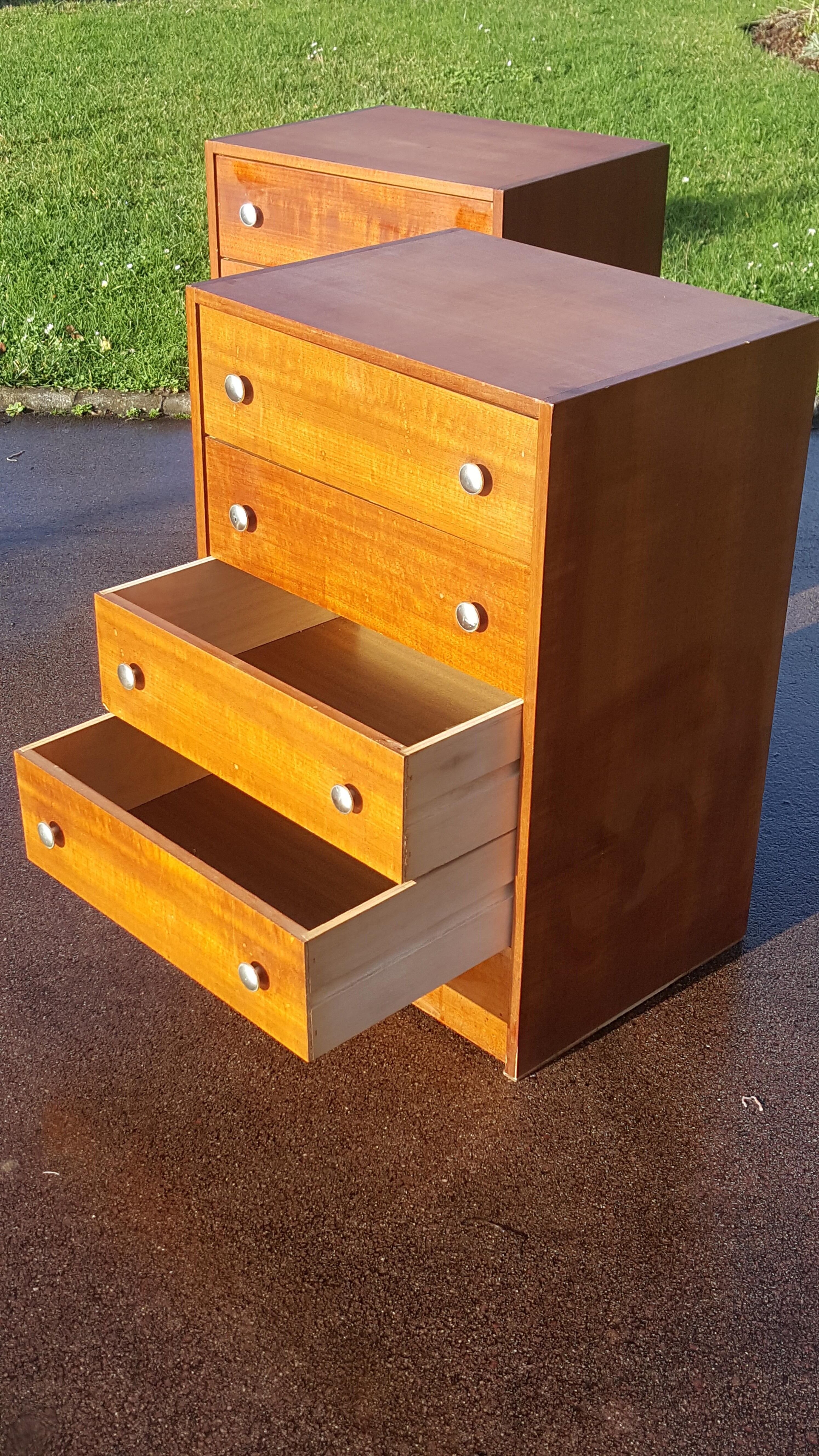 Commode en bois clair 1950