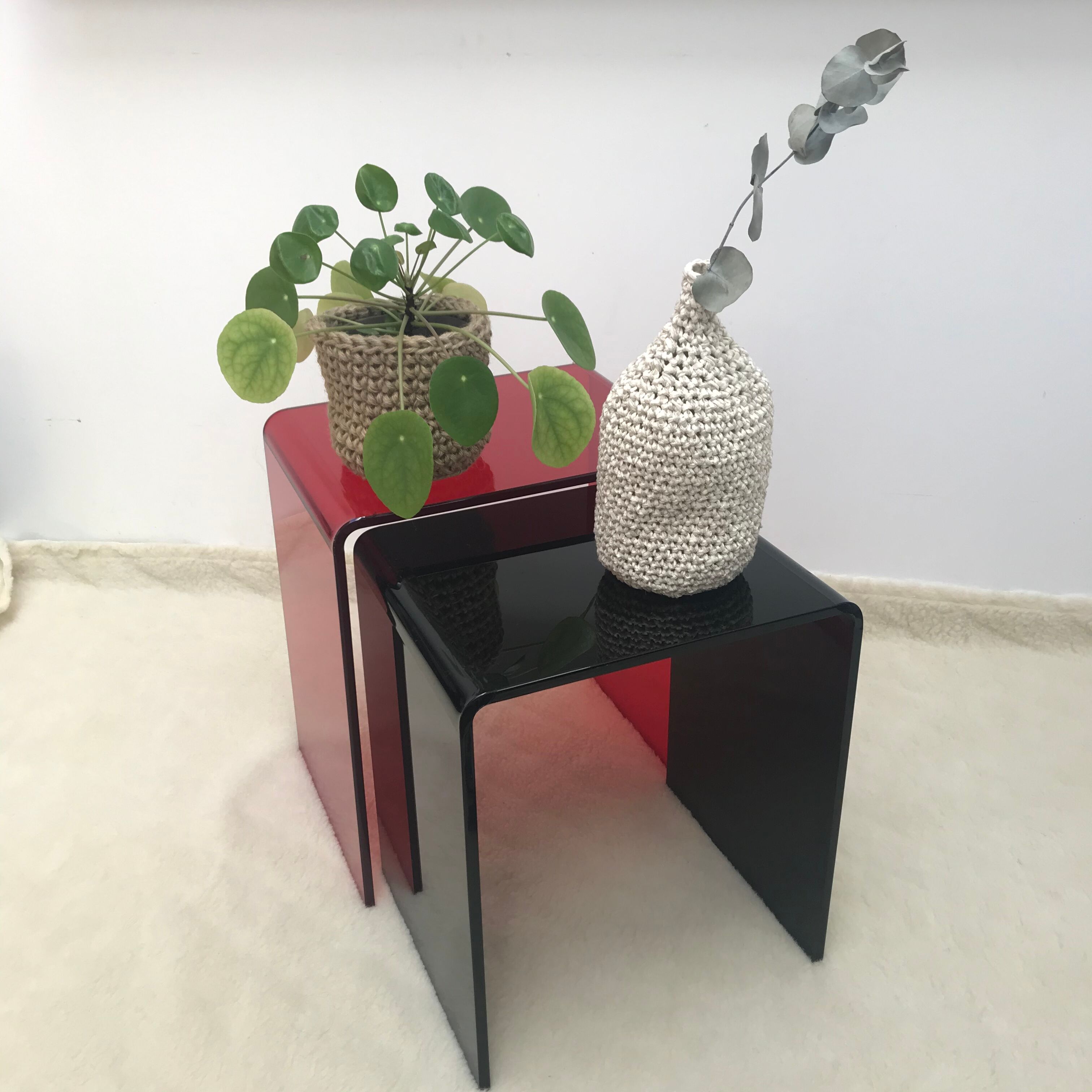 Lot of 2 tables gigognes in Plexiglas