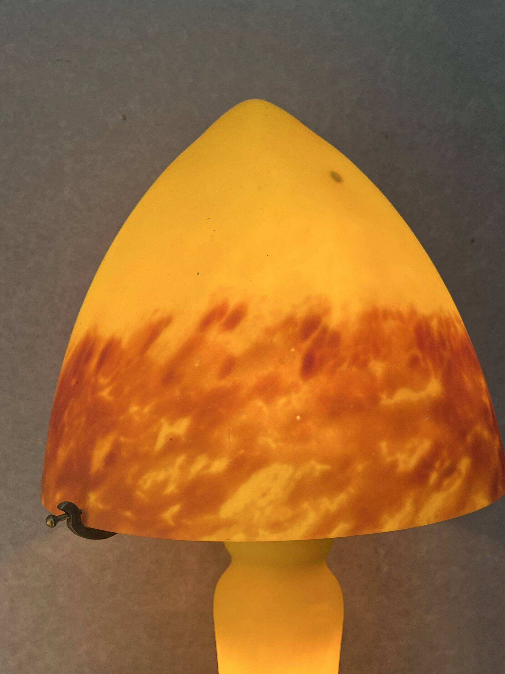 Contemporary mushroom lamp in amber-tinted yellow glass paste, height 58 cm