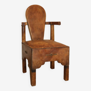 Fauteuil vintage style orientale berbère en cuir et bois, 1950