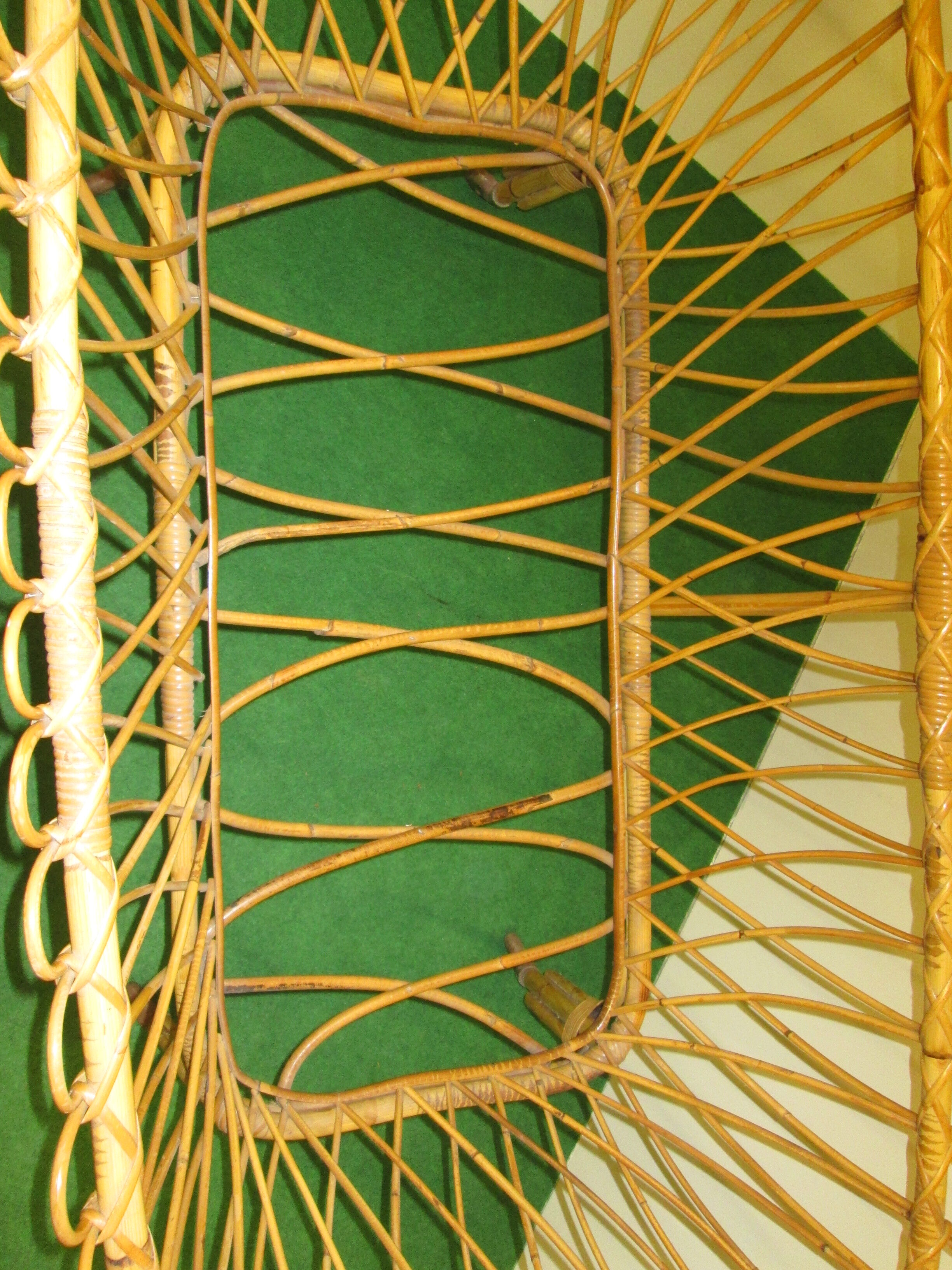 Lacrosse rattan cradle