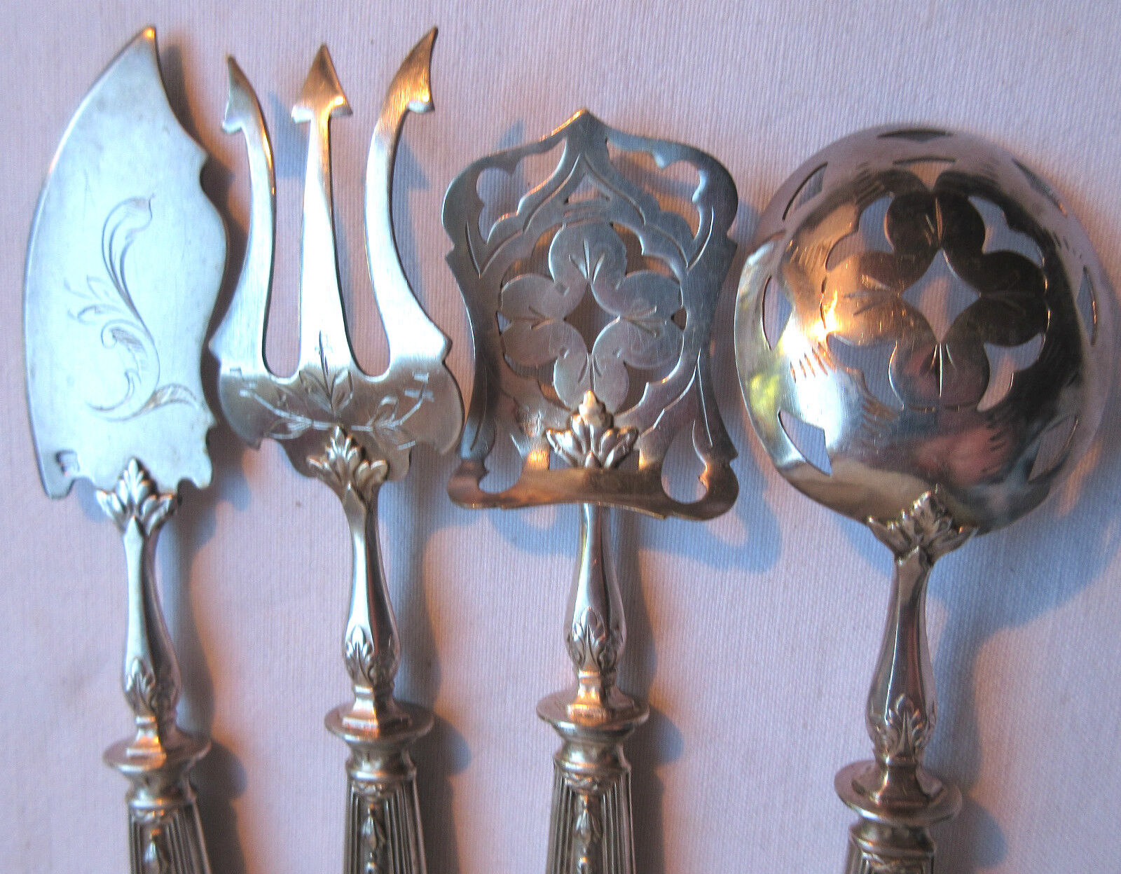 Art Nouveau cute service, 4 filled silver cutlery, chiseled, hallmark