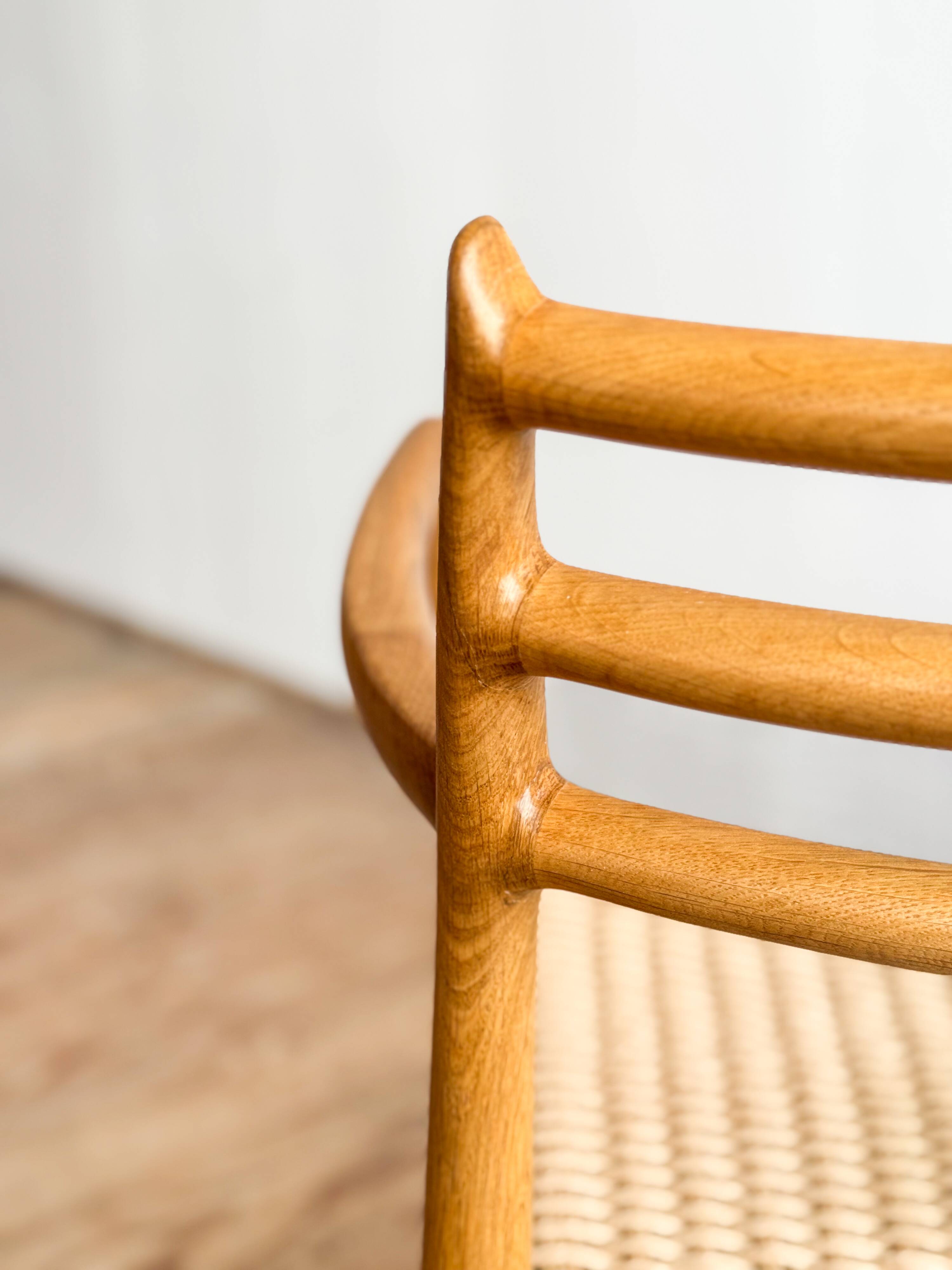 Fauteuil rare modèle 62 par Niels O. Møller en chêne, Danemark