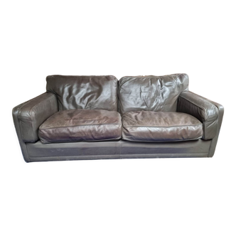 Poltrona Frau leather sofa from the 1980s