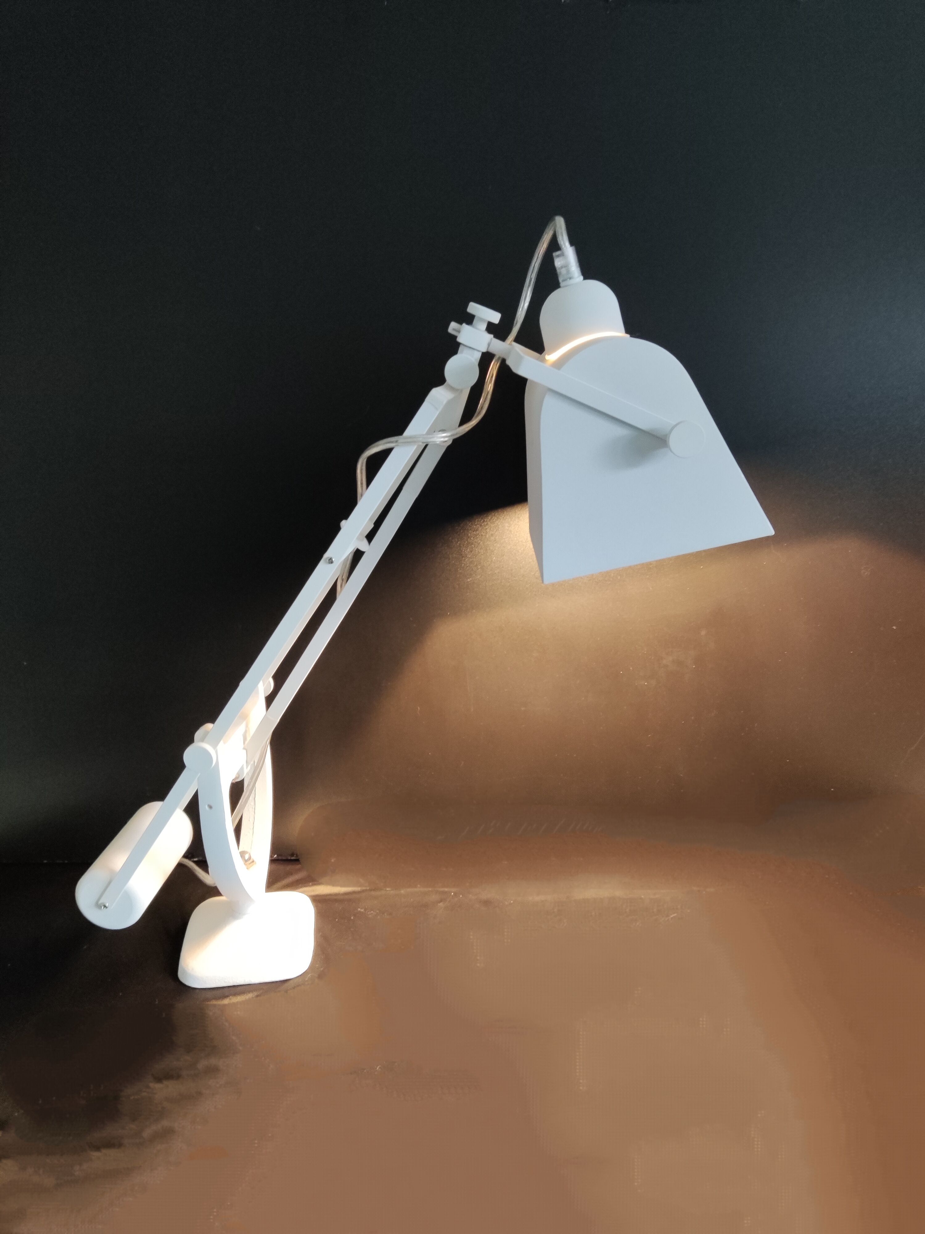 Muno industrial lamp