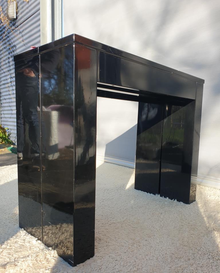 Table with extendable mechanism XXL black lacquer