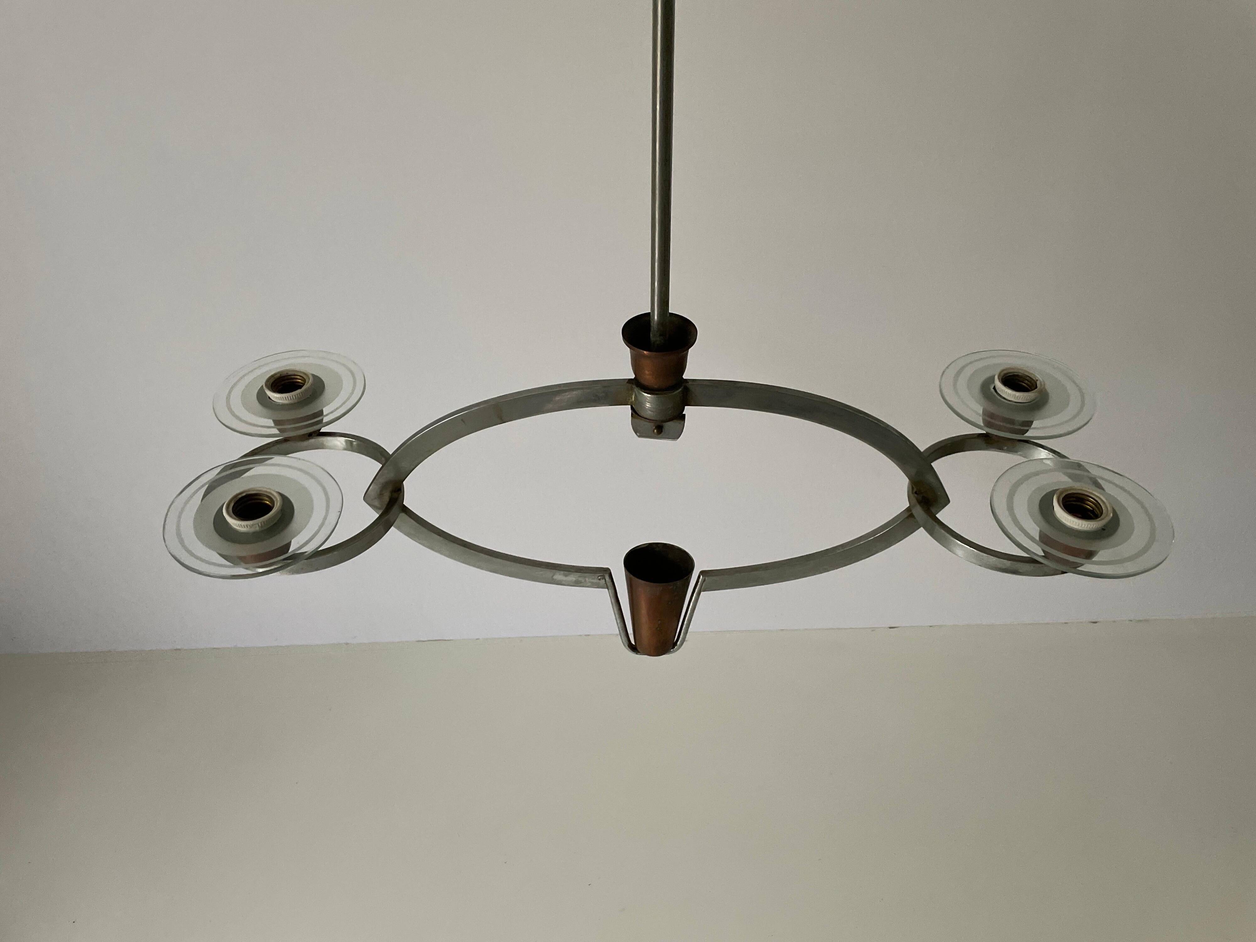 Art Deco chandelier attributed to Pietro Chiesa, 1940s, Italy.