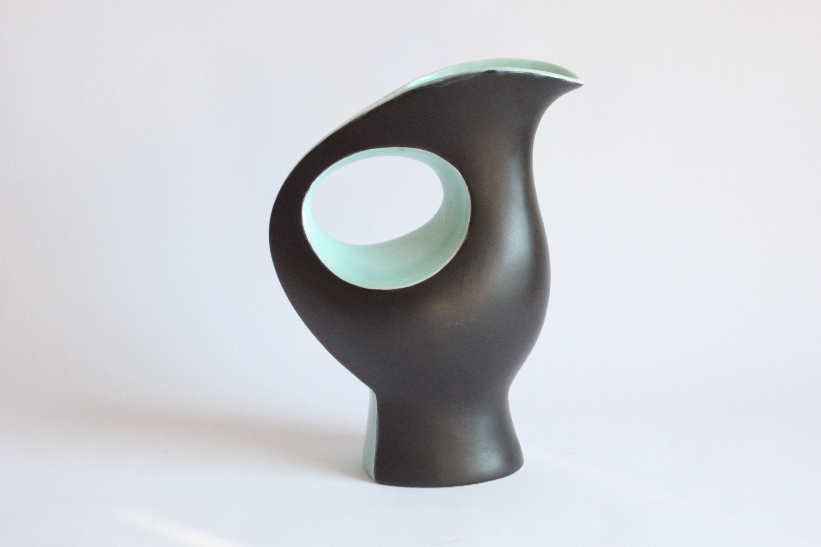 Vase en céramique zoomorphe d’André Bayer, Bruxelles années 1950