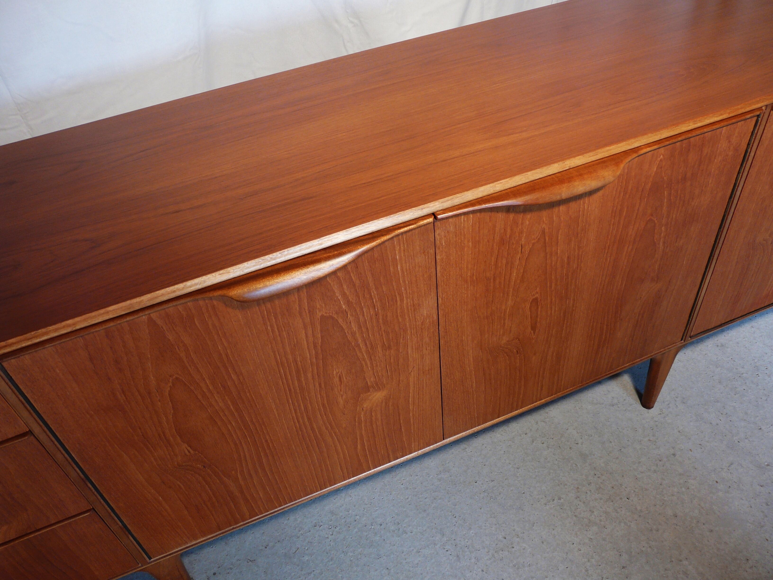 Scandinavian mcIntosh teak line