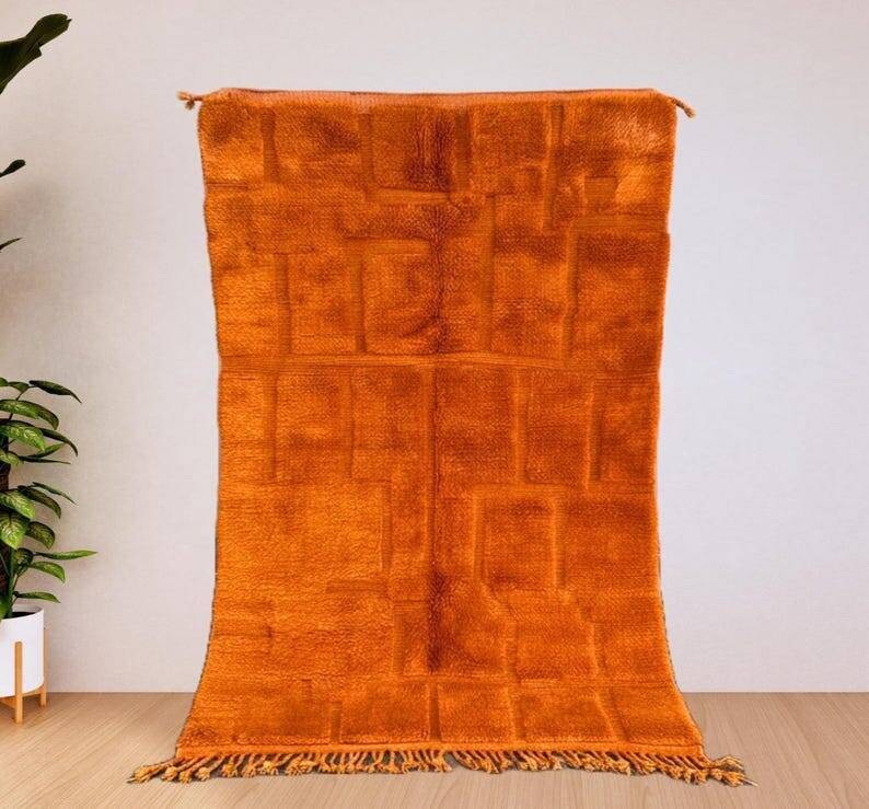 Traditional Moroccan Berber rug 250cm x 150cm