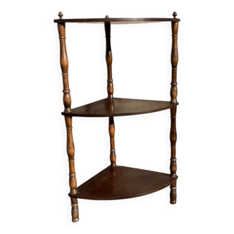 Unité d'angle française vintage en bois avec trois étagères