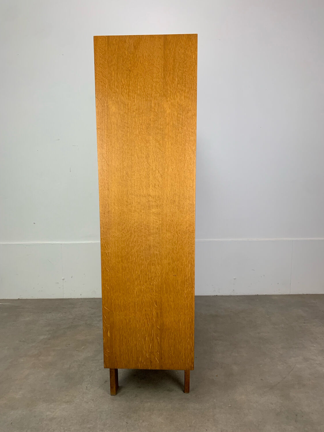 1950s vintage oak bookshelf.