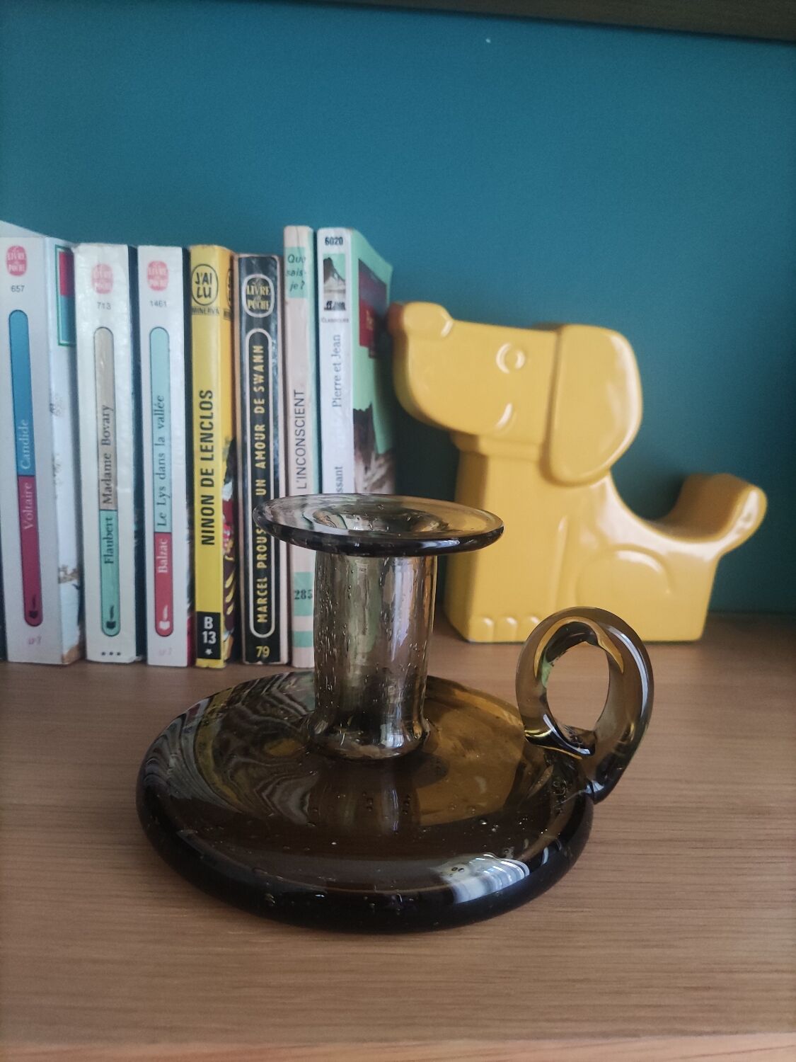 Glass paste candle holder