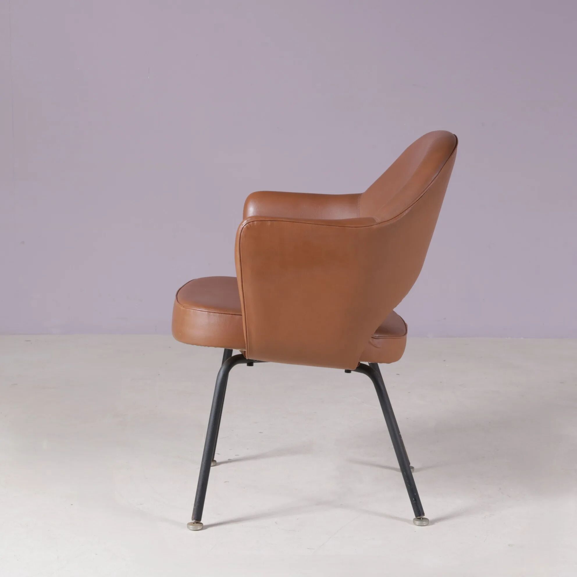 1950s executive armchair by Eero Saarinen for Knoll International