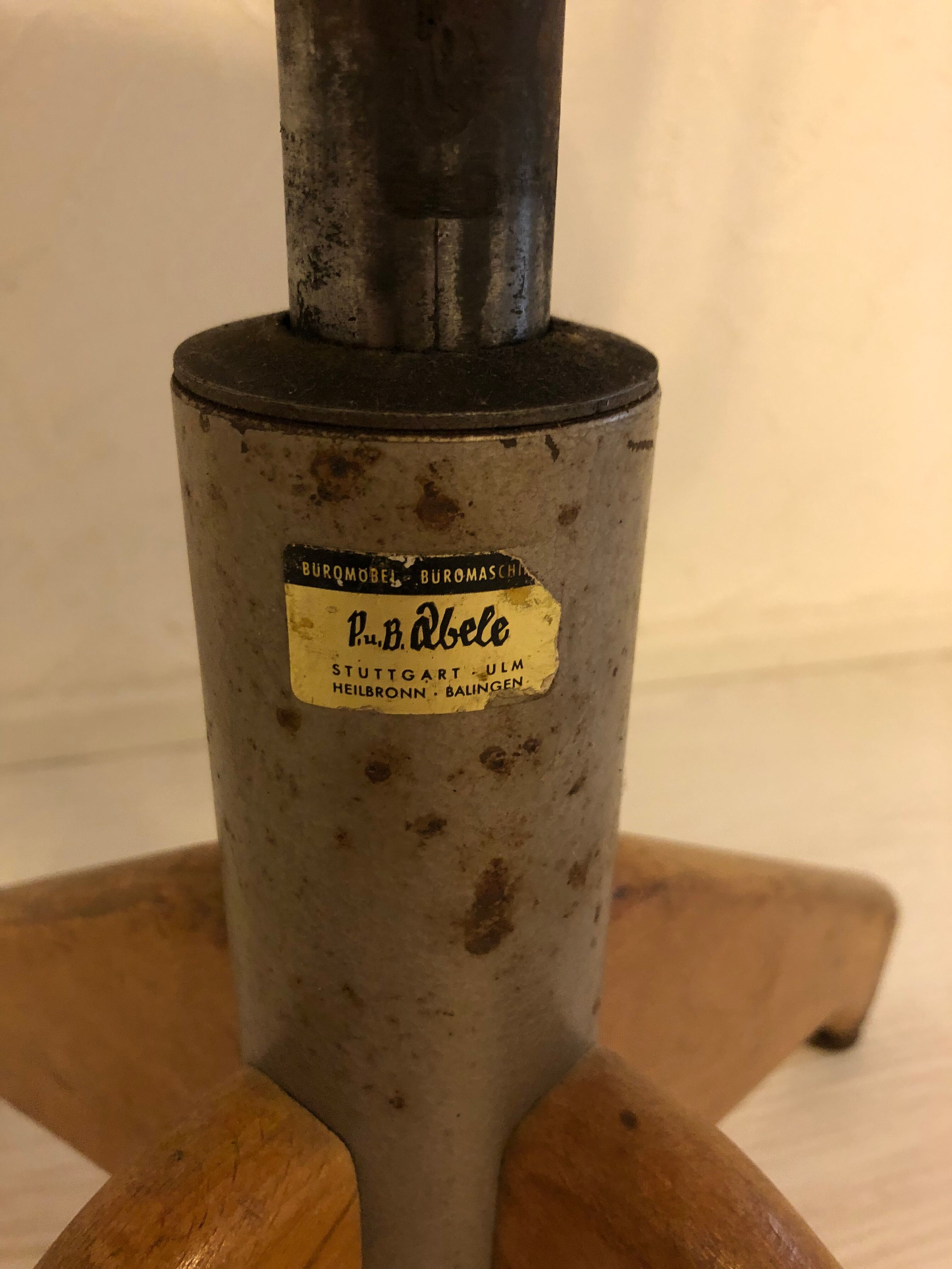 Stoll Giroflex chair