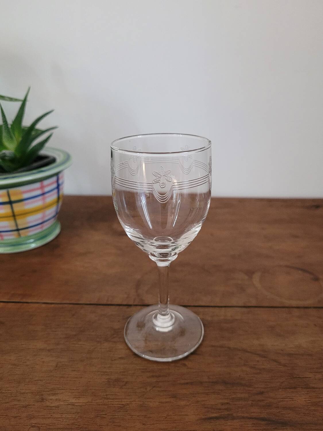 Small glass floral frieze