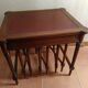 Nesting table set