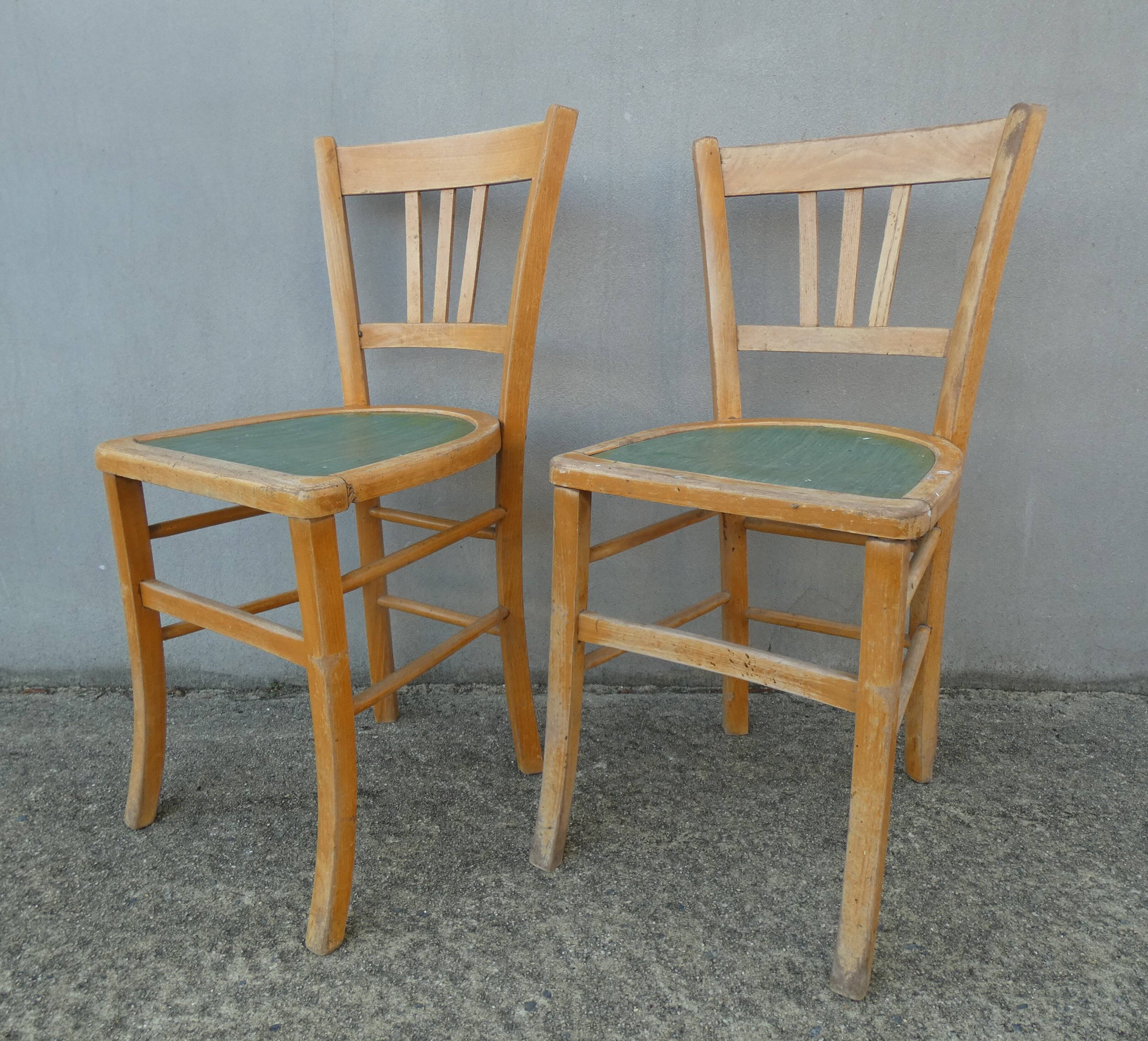 2 chaises de bistrot vintage