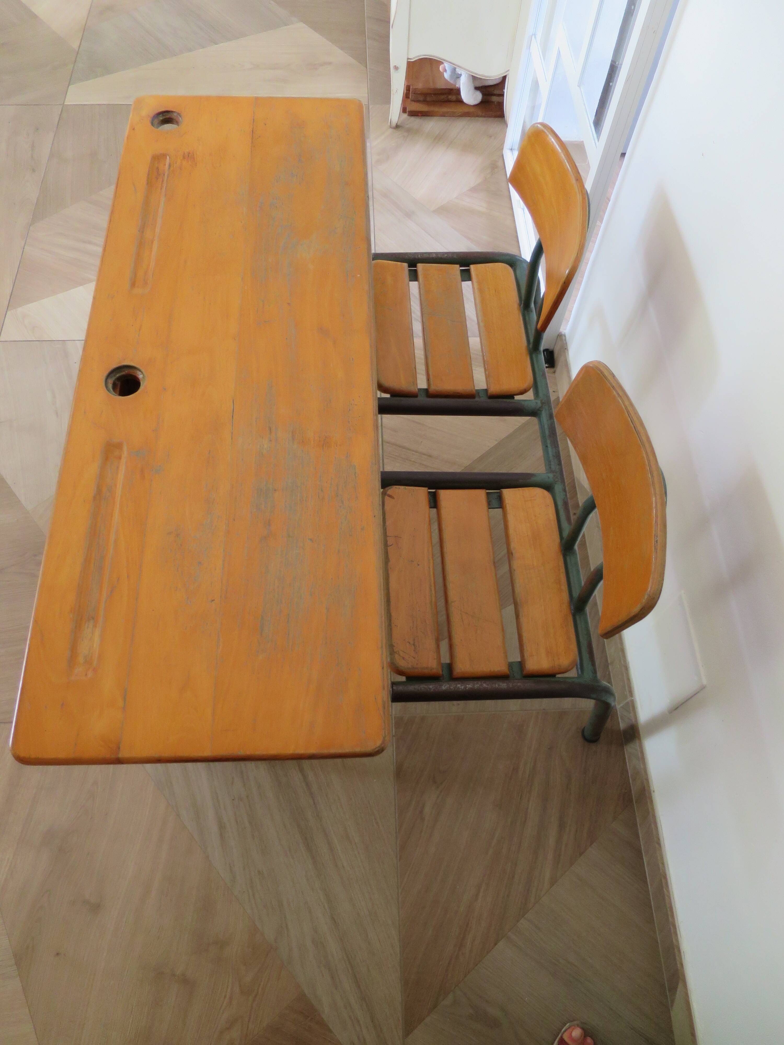 Bureau d’écolier vintage en bois et métal - Bureau double