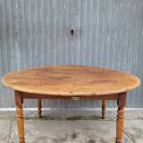 Rustic Burgundian farm table with old round shutters - 1m50