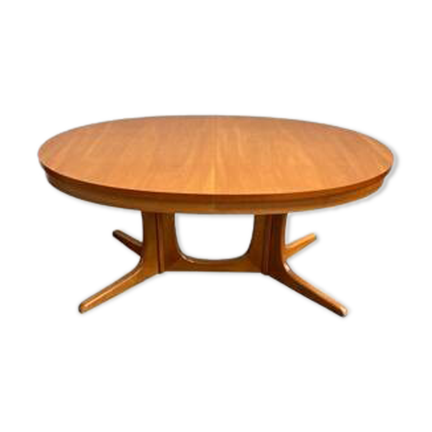 Baumann Oval Table