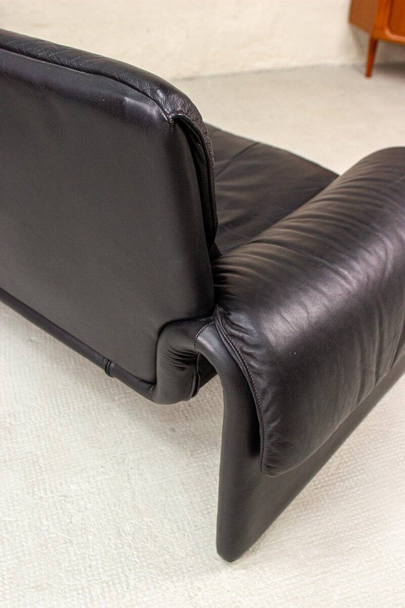 Vintage 2011 Two-Seater Leather Sofa by de Sede, 1983